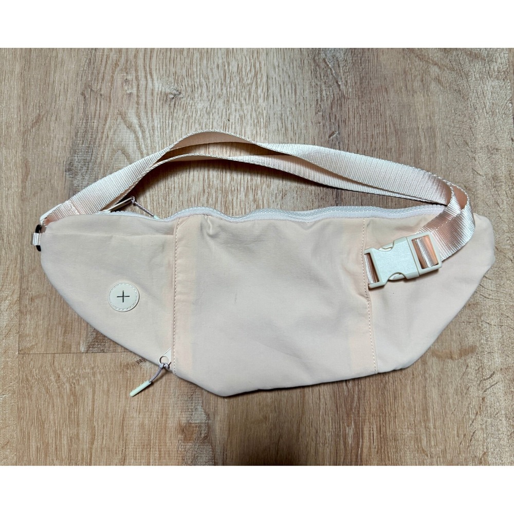 Fanny Pack Belt Bag Crossbody Travel‎ Casual Everyday Peach